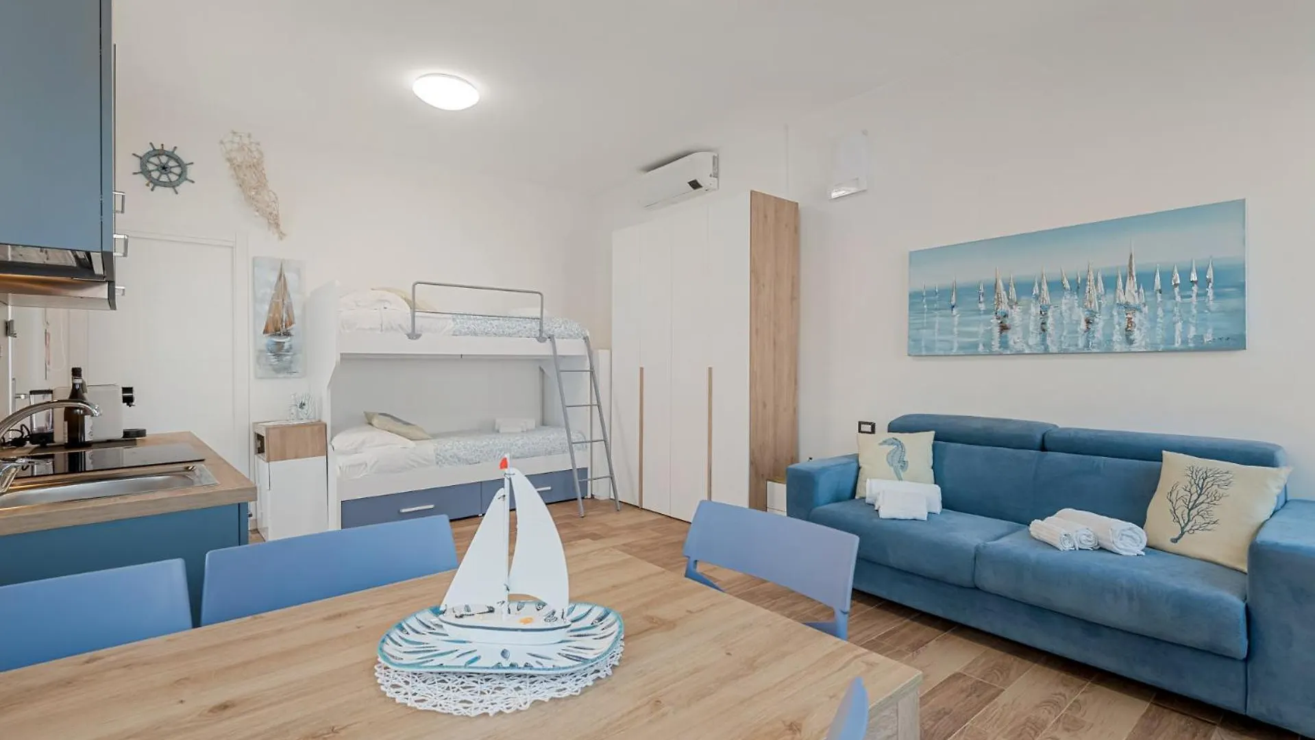 Villa Perla Marina di Massa Itália