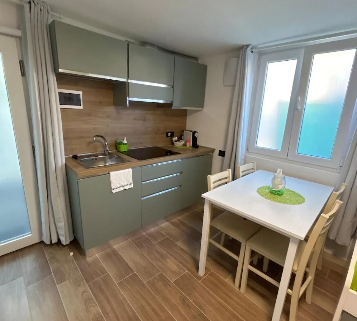 Villa Perla Marina di Massa 0*,  Italy