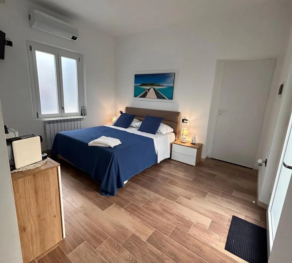 Villa Perla Marina di Massa Guest house