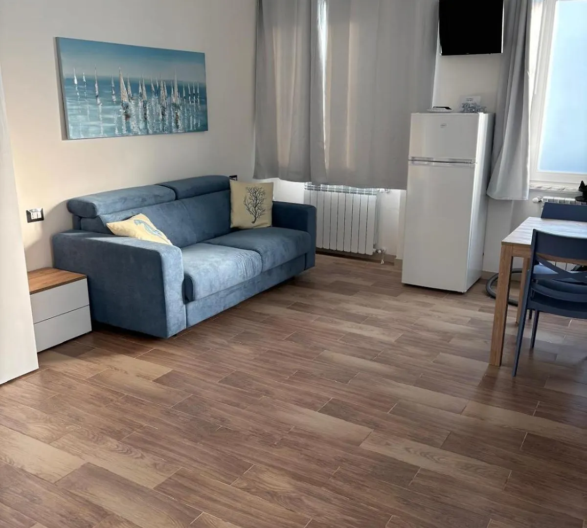 Villa Perla Marina di Massa Guest house